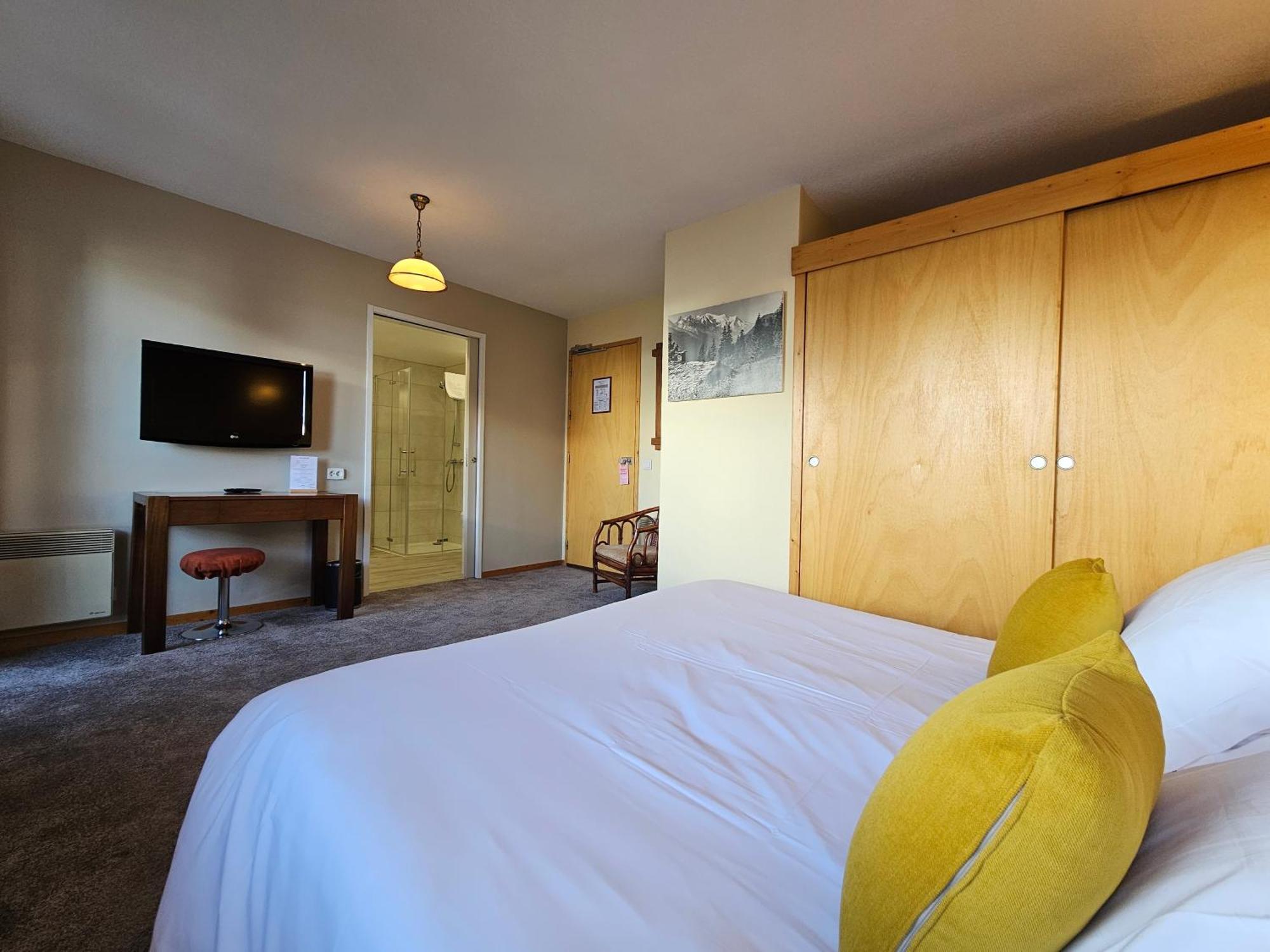 Hotel Les Arolles Мерибель Номер фото